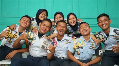 10 Menit Untuk 3 Tahun Serpihan Kisah Angkatan 47 Smk Penerbangan Angkasa Bogor Youtube
