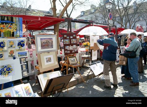 Montmartre Place Du Tertre Artists Paintings And Artwork For Sale