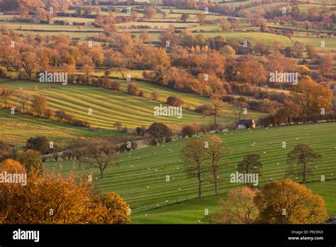 Farmland Scenic Scenery Hi Res Stock Photography And Images Alamy