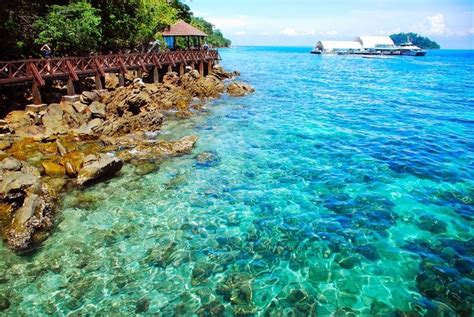 Begitu juga apabila anda singgah ke kampung genting ini. Taman Laut Pulau Payar Langkawi | MediaHiburan