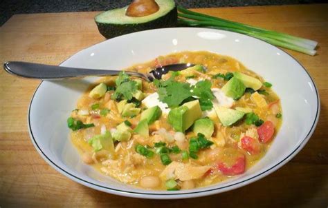 This reminds me of pioneer woman crockpot ranch chicken. Pioneer Woman Style Chicken Chili in the Crockpot & This ...