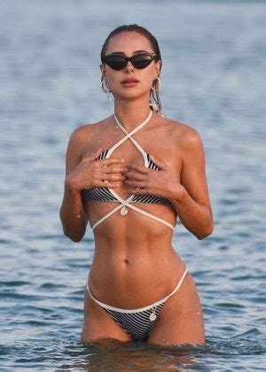 Kimberley Garner In Bikini On The Beach In Miami Gotceleb