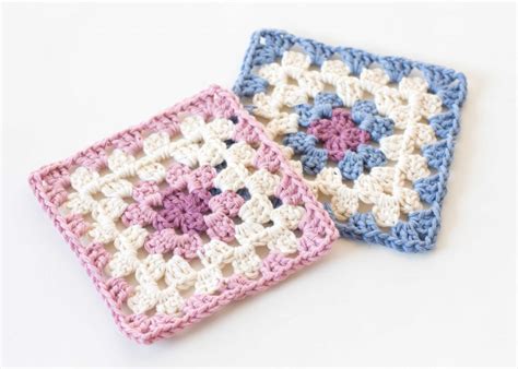 9 Free Crochet Square Patterns For Beginners