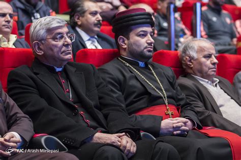 نشست شهردار تهران با رهبران ادیان توحیدی و چهره های برجسته اقلیت های مذهبی