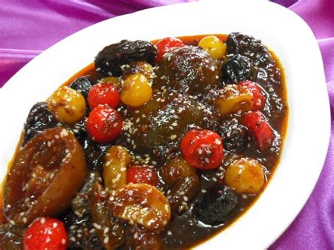 Minum jus seledri dan timun dapat membantu mencegah kanker. acar buah: acar buah dan promosi biskut raya