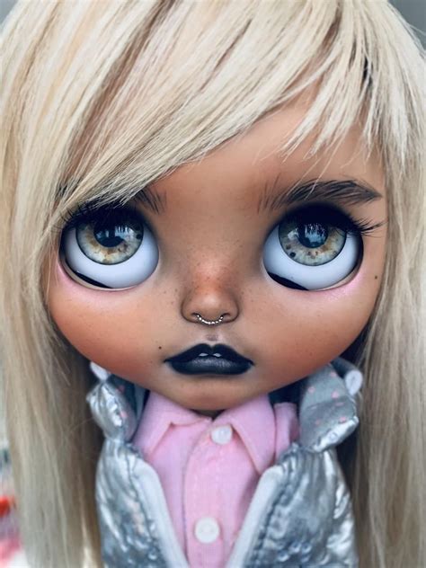 Asha Ooak Custom Blythe Doll Asha Alvira Blythe Dolls Custom