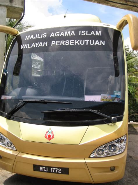 Lina joy took the matter to the civil courts, but to no avail. LAWATAN RASMI KE KILANG PEMBUATAN BAS SCOMI ENGENEERING ...