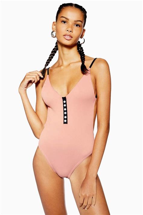 16 Sexy One Piece Swimsuit Styles For Summer • Ohmeohmy Blog