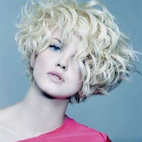 We have found 63 of the most beautiful short haircuts for women. Curly Short Hairstyles for Women 2021 - Hair Colors