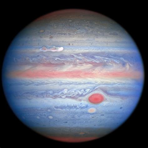 Hubble Snaps Stunning New ‘rainbow Views Of Jupiter And Finds A New