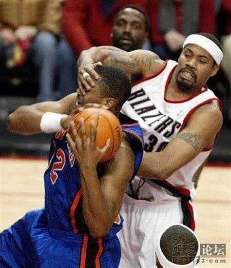 Funny Basketball 46 Pics