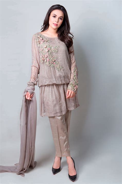 Stylish Party Wear Winter Dresses 2019 For Pakistani Girls
