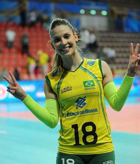 She started her career defending urs/sacramento. Camila de Paula Brait, brazilian volleyball player | Vôlei ...