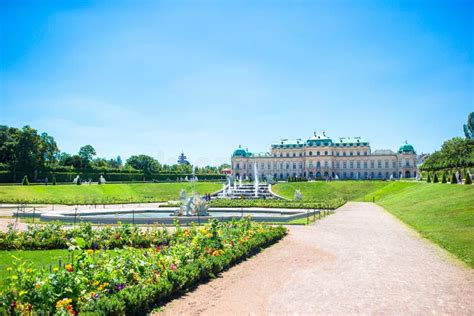 Belvedere Palace In Summer Vienna Austria Editorial Stock Image