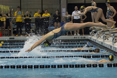 Iowa Swimming And Diving Hard At Work A Week Ahead Of Championship