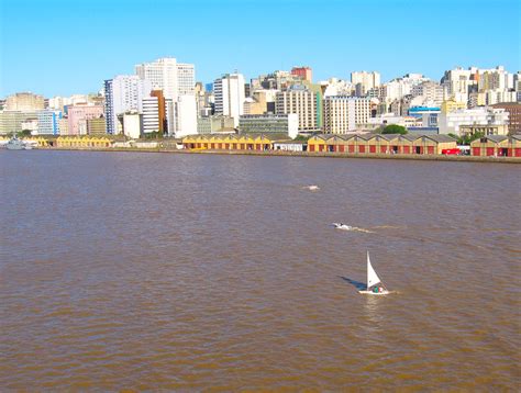 Its name comes from the latin portus alacer (meaning cheerful port). Porto Alegre | Rio Guaíba - Porto Alegre - Brasil ...