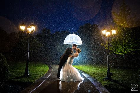 Beautiful Rainy Day Wedding In A Renovated Carriage House