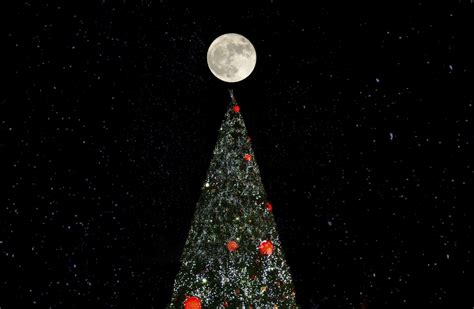 Falling Stars And A Full Moon On Christmas Sierra Club