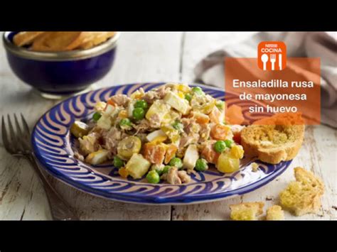 Fácil de usar, muy completa, se adapta a diferentes niveles y tiene unos vídeos maravillosos si tienes prisa o simplemente no quieres leer mientras cocinas. Ensaladilla rusa con mayonesa sin huevo - Recetas Nestlé ...