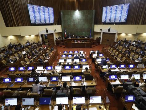 Naturaleza del bono clase media y del préstamo solidario. Diputados aprueban mejoras al IFE, nuevo Bono Clase Media ...