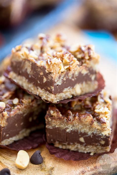 Not only is this recipe fulfilling, but it also nutritional basics like fat, fiber and enjoy a healthy dose of chocolate and peanut butter in this tasty no bak oatmeal bars recipe. No-Bake Peanut Butter Chocolate Oatmeal Bars • My Evil ...