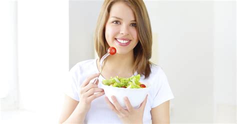 How Much Protein Per Day for a Teenage Girl? | LIVESTRONG.COM