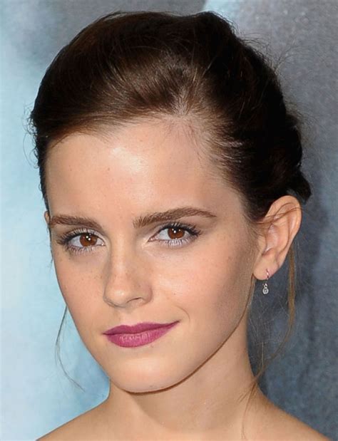 Emma Watson Makes Us Actually Want To Try Purple Lipstick
