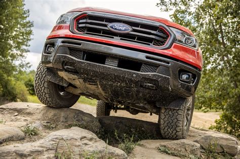 Essential tremor can occur at any age but is most common in people age 40 and older. Ford Introduces New Tremor Off-Road Package For The 2021 ...
