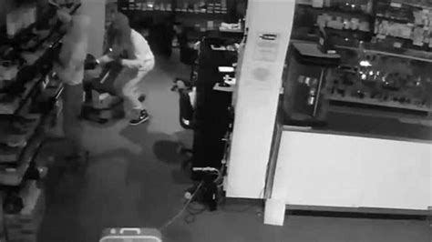 video captures burglars who robbed business belleville news democrat