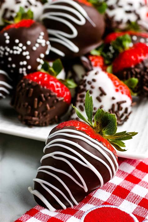 Chocolate Covered Strawberries Julies Eats And Treats