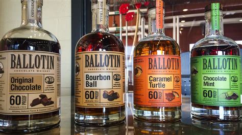 These are the best holiday drinks. Christmas Bourbon Cocktails with Ballotin | Men's Best Guide