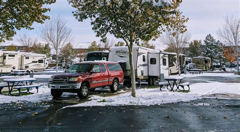 8 Best 4 Season Travel Trailers For Staying Cozy When Its Cold