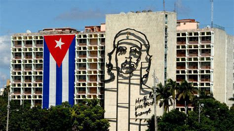 Cuba Reformará La Constitución Para Abrir Hueco A La Propiedad Privada