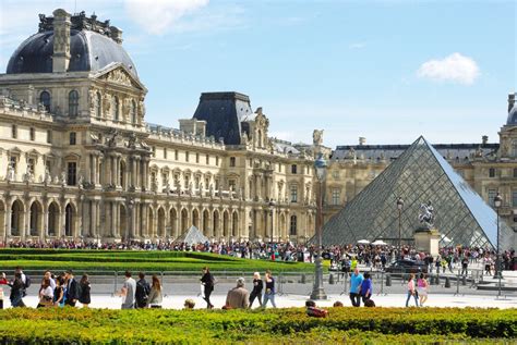 Discover The Louvre Palace Paris French Moments