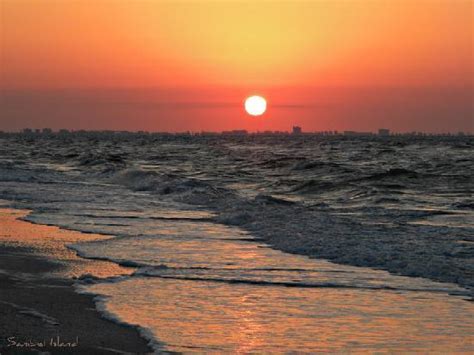 Sandpiper Beach Sunrise Over Fort Myers Picture Of Sandpiper Beach