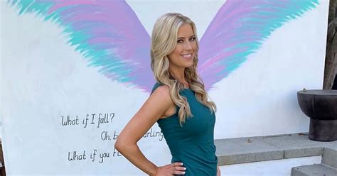 Pregnant Christina Anstead Shows Off Her 20 Week Bump Officially