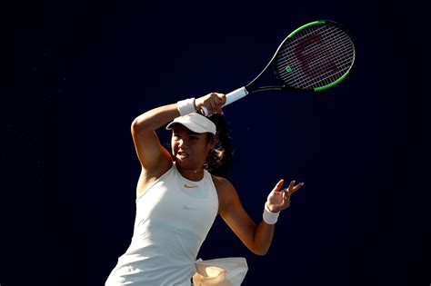 Raducanu emma (344) / united kingdom. British Tennis on Twitter: "👊 Emma Raducanu marched into ...