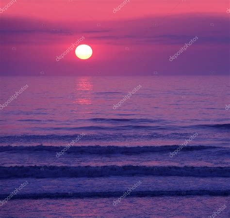 Beautiful Pink Sunset Or Sunrise — Stock Photo © Jarenwicklund 2655152