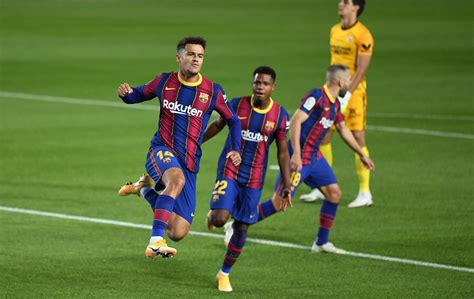 Latest ferencváros news from goal.com, including transfer updates, rumours, results, scores and player interviews. Ferencváros Vs Barcelona - Barcelona VS Ferencvárosi TC - UEFA League LIVE Score 21 ... / La ...