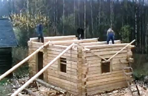 Reprinted from december 1983 popular mechanics by michael chotiner with illustrations done by harry schaare. Finnish Carpenters Build a Traditional Log House | Tools ...