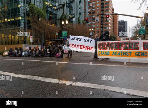 Portland Usa 11th Jan 2024 Demonstrators Blocking A Street Await Arrest About Fifty