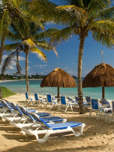 7 Best Caribbean Beaches