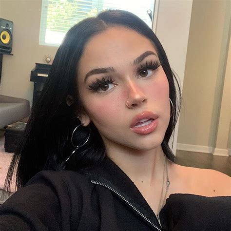 Maggie Lindemann On Instagram “oh My ≧∀≦” Welcome To Blog