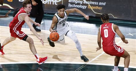 3 things that stood out from wisconsin men s basketball s win at michigan state