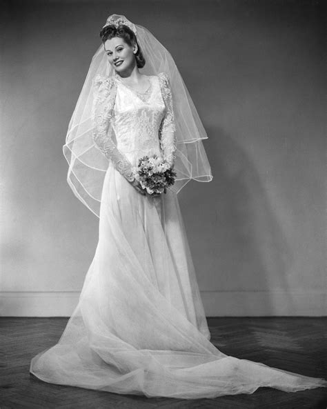 Over 100 Years Of Wedding Days Vintage Wedding Photos Wedding Gowns
