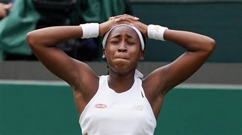 15 Year Old Cori ‘coco Gauff Defeats Venus Williams At Wimbledon Bsm