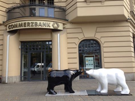 Berlin, frankfurt, hamburg, düsseldorf, stuttgart oder münchen, um ein konto zu eröffnen, also ein kostenloses girokonto zu beantragen? Beste Filialbank, Beste Kundenberatung: Commerzbank