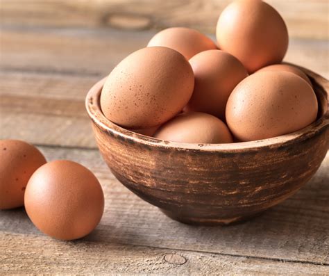 Tips For Cleaning Eggs Flockjourney