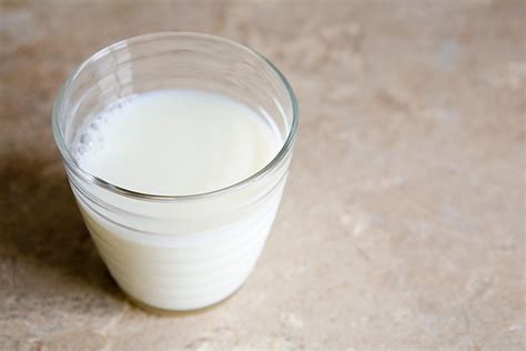 The Facts On Lactose And Milk Sugar Eat How Much Sugar Health