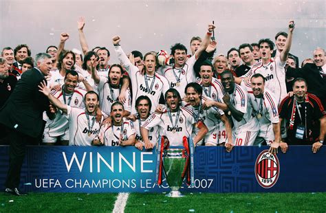 Ac Milan 2007 Champions League Final Line Up : For Liverpool Player A